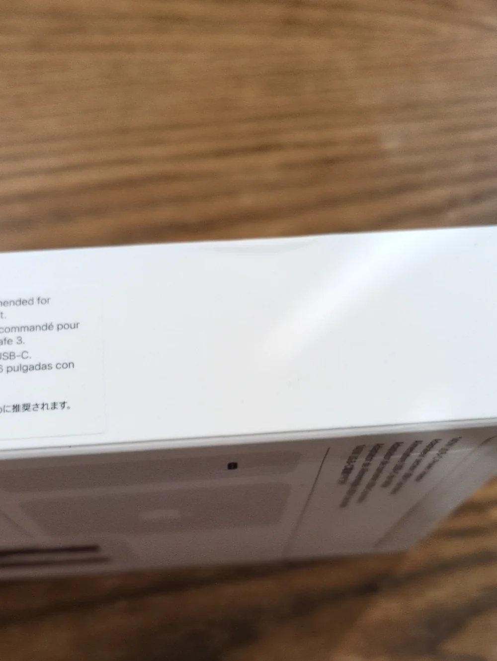 Apple 140W USB-C Power Adapter
